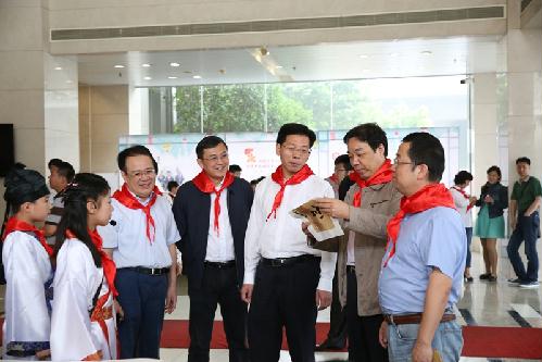 �й������ȷ�ӹ�¥����һ�δ������¡�ؿ�Ļ